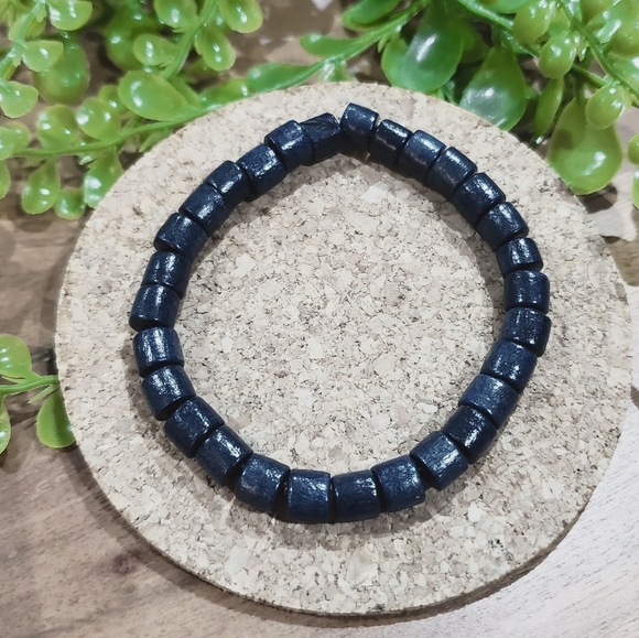 2/$20-Deep Indigo Black Cylinder Beaded Bracelet - Picture 2 of 4